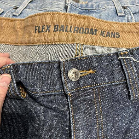 Duluth Flex Ballroom Jeans Mens 37x30 Blue Denim Relaxed Fit Stretch Workwear - Picture 2 of 14